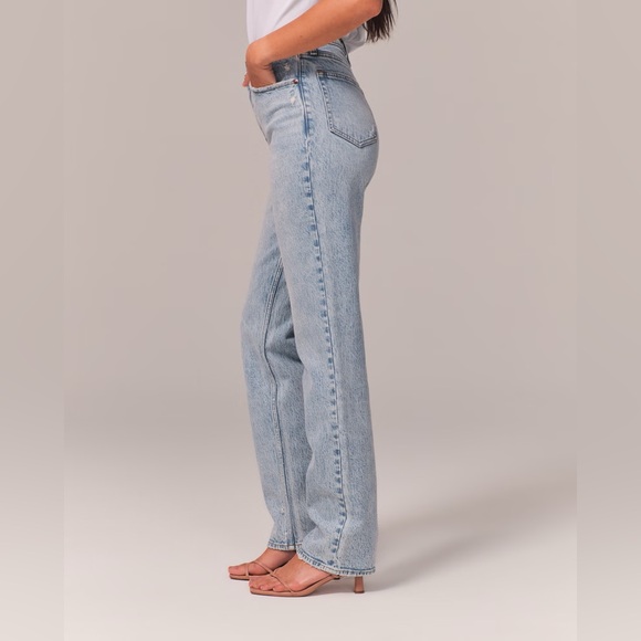 Abercrombie & Fitch the 90s Straight Ultra High Rise Jeans Size 27 Light Wash - Picture 2 of 16